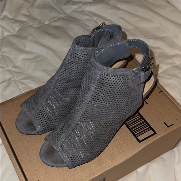 Unisa Grayish Blue Heels with Mesh Upper and Slingback - Picture 1 of 5